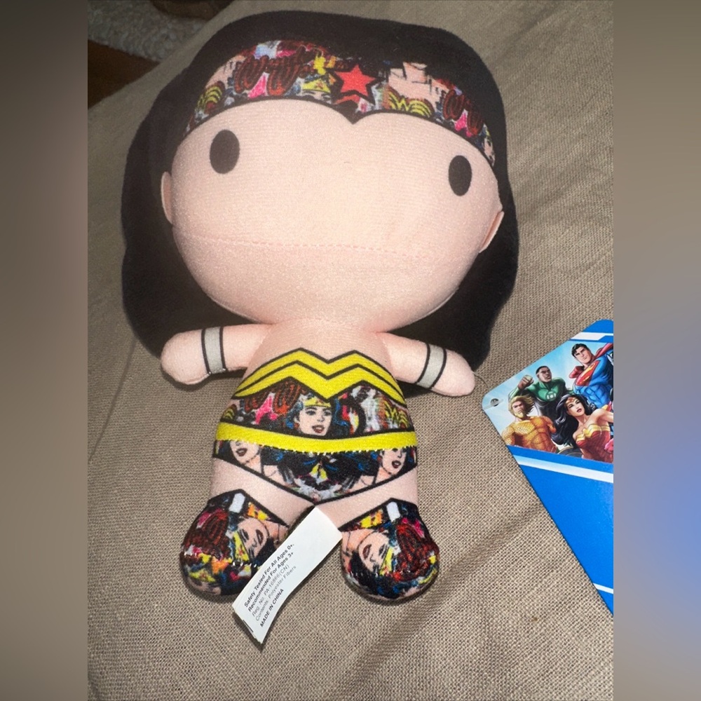 DC Comics NWT stuffed plush hero Wonder Woman Justice League 7” doll cute chibi